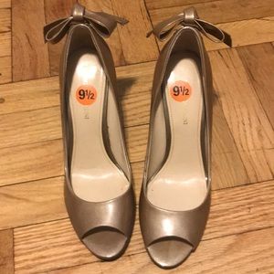 Enzo angiolini shoes - never worn 9.5